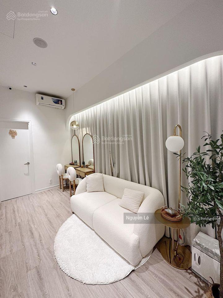 Chính chủ cần cho thuê gấp nguyên căn nguyễn gia trí d2 giá 80 triệu