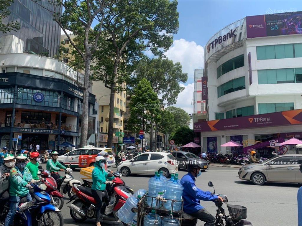 Cần cho thuê gấp mặt bằng ngang 16m góc nguyễn thị minh khai  cao thắng quận 1 giá 138 triệu/th