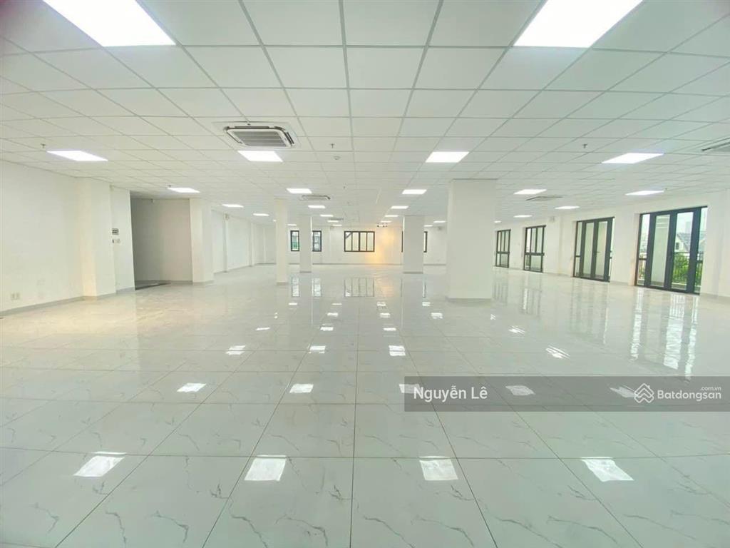 Cần cho thuê mặt tiền toà nhà đường cao thắng ngang 22m giá chỉ 280tr