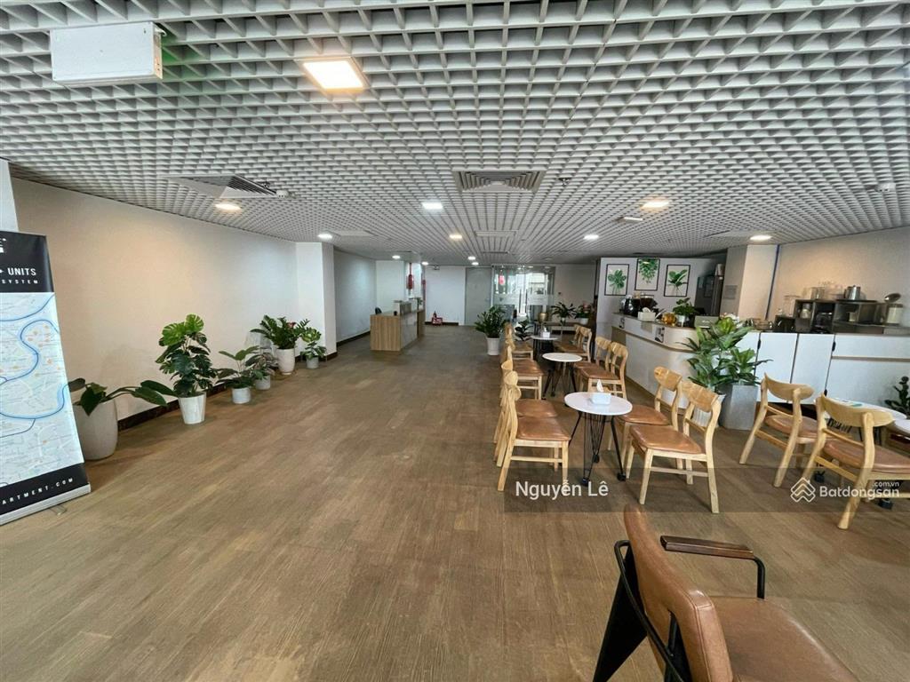 Chính chủ cần cho thuê gấp mặt tiền ngang 8.6m đường cao thắng, quận 3, giá 68 tr/th