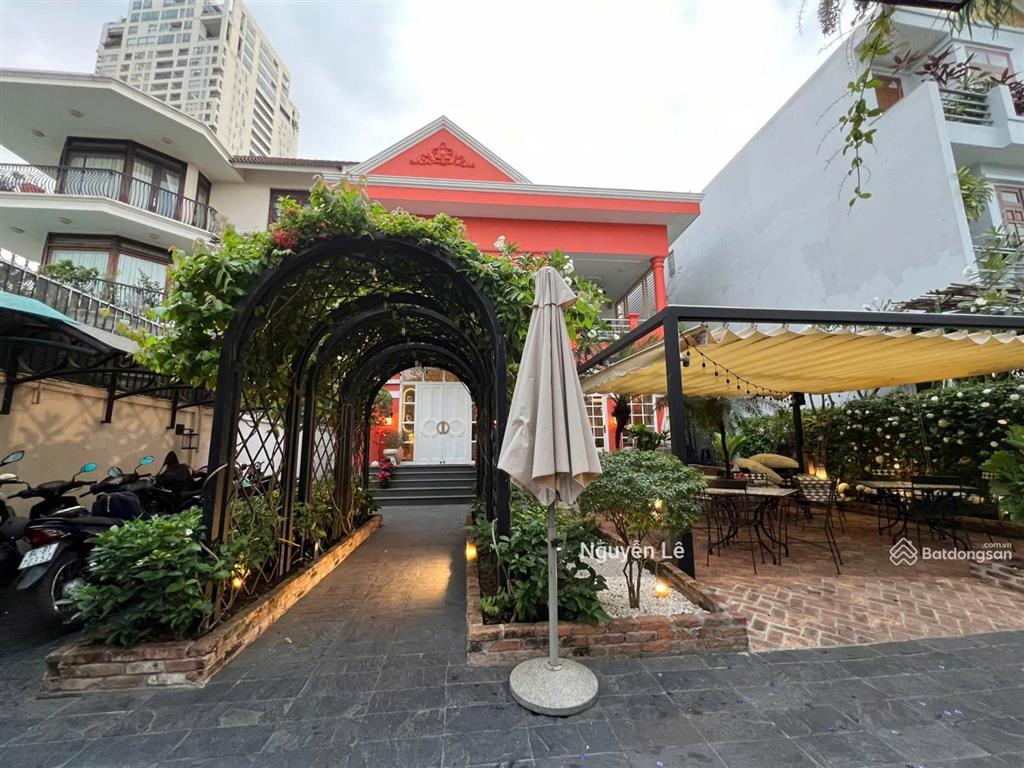 Chính chủ cần cho thuê biệt thự 560m2 phường thảo điền, quận 2, tp. thủ đức giá tốt
