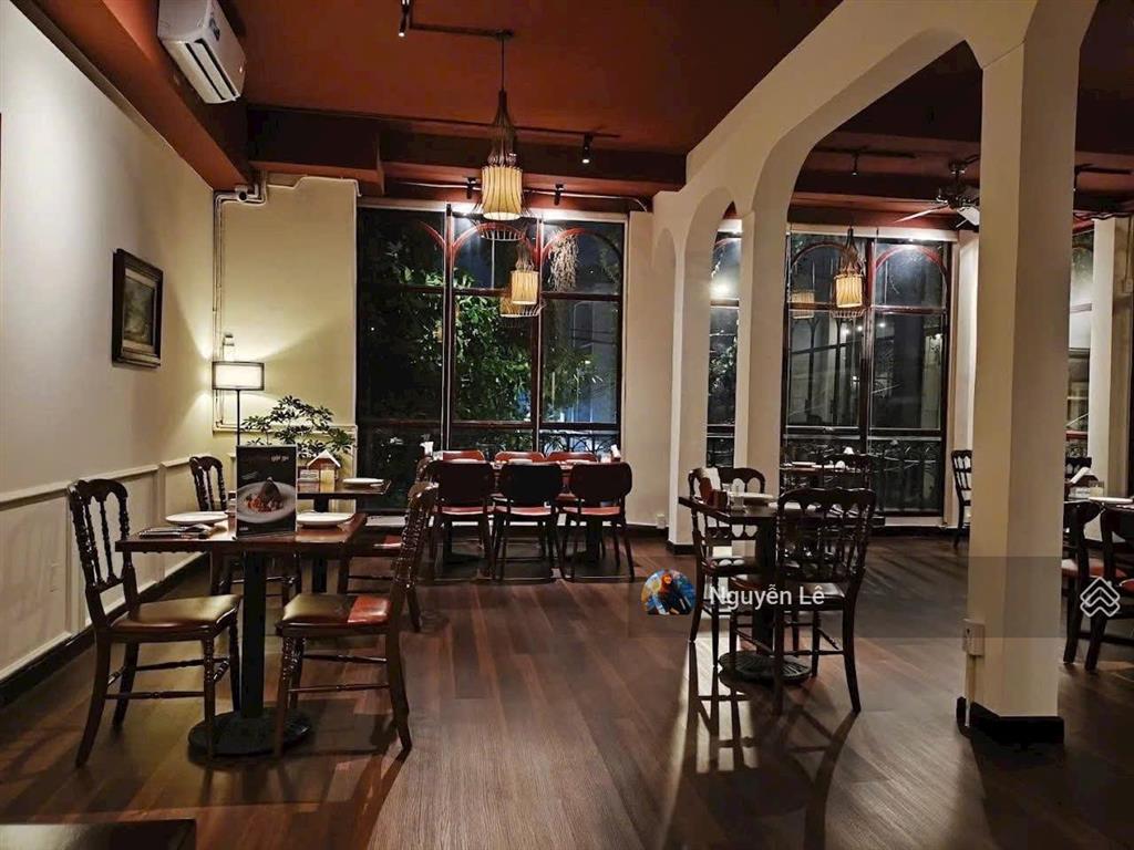 Chính chủ cần cho thuê nhà 38 lê thánh tôn phường bến nghé quận 1 giá 100tr