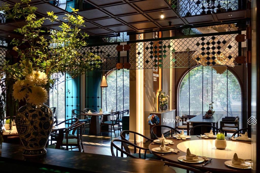 Cho thuê mặt tiền toà nhà capital số 123 lê lợi phường bến thành quận 1 500m2 giá 320trieu