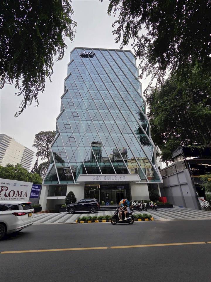 Cho thuê tòa nhà 3200m2 văn phòng cao cấp mặt tiền hai bà trưng quận 3
