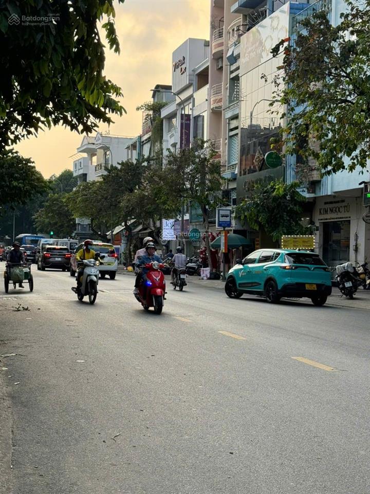 Duy nhất ngang 7,5mhxh phan đình phùng p1 phú nhuận.dt7,5 x 20m.cn164m2.giá 25 tỷ.hdt50tr/th.
