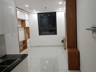 Cho thuê saigon intela 2pn có nội thất cơ bản