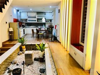 Bán nhà linh lang 79m2 lô góc, mặt đường ô tô, kinh doanh giá 31.8 tỷ
