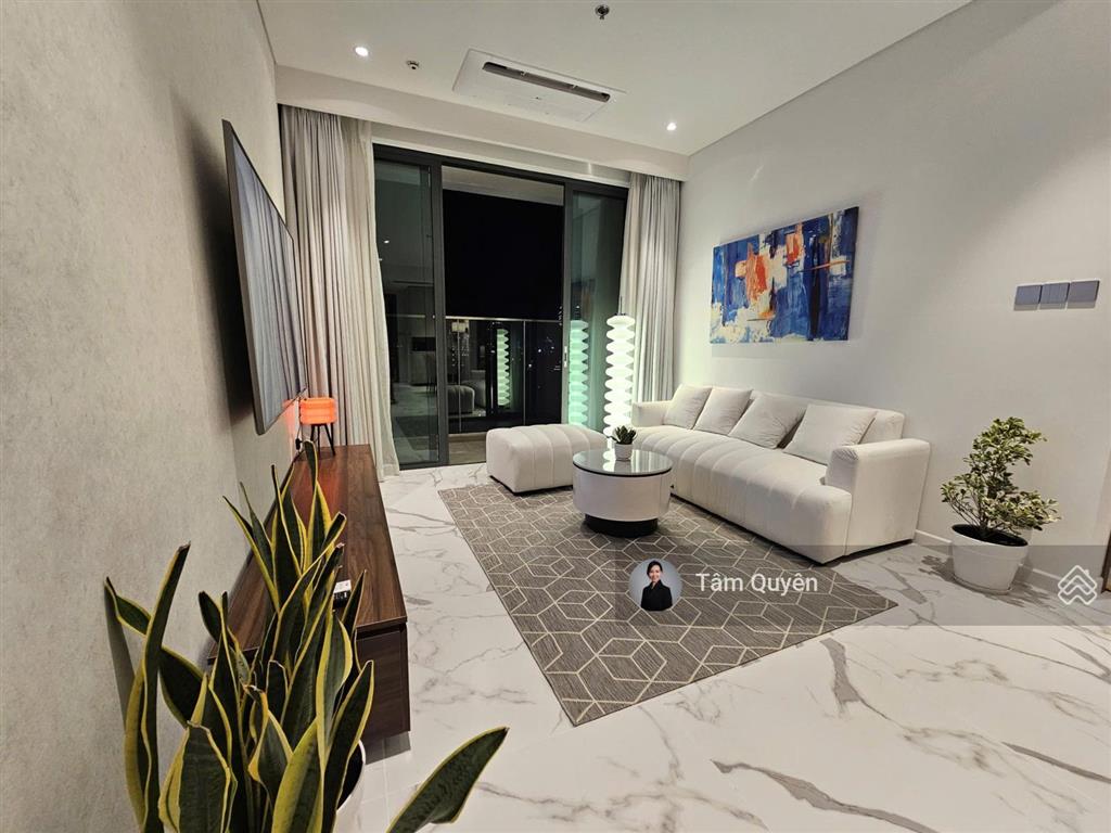 The crest độc quyền bán nhanh căn 2pn giá rẻ nhất metropole  full nt đẹp mới  chỉ 21 tỷ all in