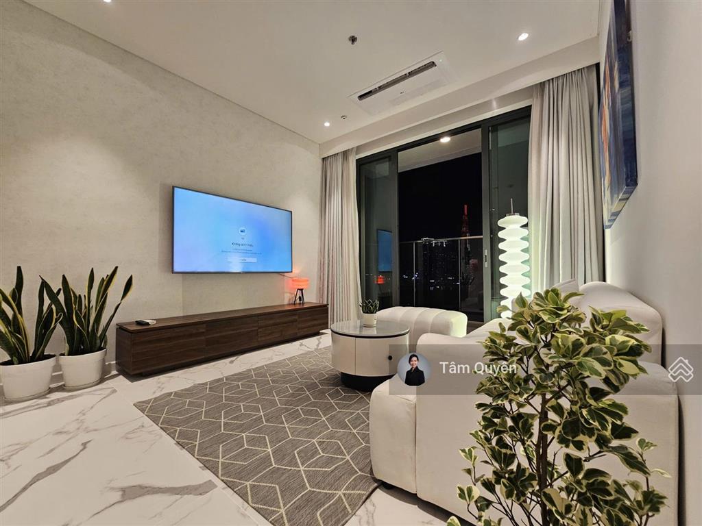 The crest độc quyền bán nhanh căn 2pn giá rẻ nhất metropole  full nt đẹp mới  chỉ 21 tỷ all in