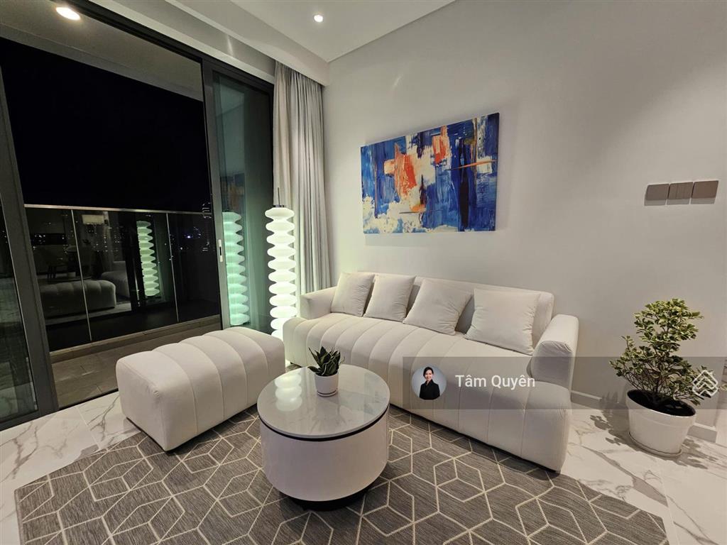 The crest độc quyền bán nhanh căn 2pn giá rẻ nhất metropole  full nt đẹp mới  chỉ 21 tỷ all in