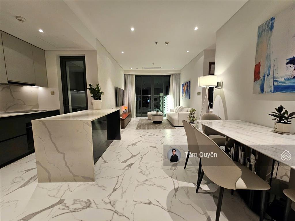 The crest độc quyền bán nhanh căn 2pn giá rẻ nhất metropole  full nt đẹp mới  chỉ 21 tỷ all in