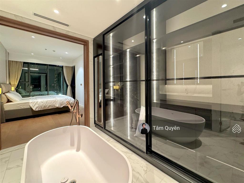 The crest metropole bán căn 3pn đầu hồi view sông cầu bason  sẵn hợp đồng thuê giá cao