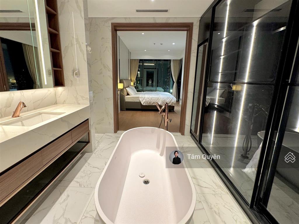 The crest metropole bán căn 3pn đầu hồi view sông cầu bason  sẵn hợp đồng thuê giá cao