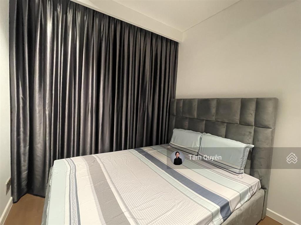 The crest bán căn 2pn có sổ hồng  view cầu bason  tầng cao  hot deal giá siêu rẻ chỉ 18,5 tỷ