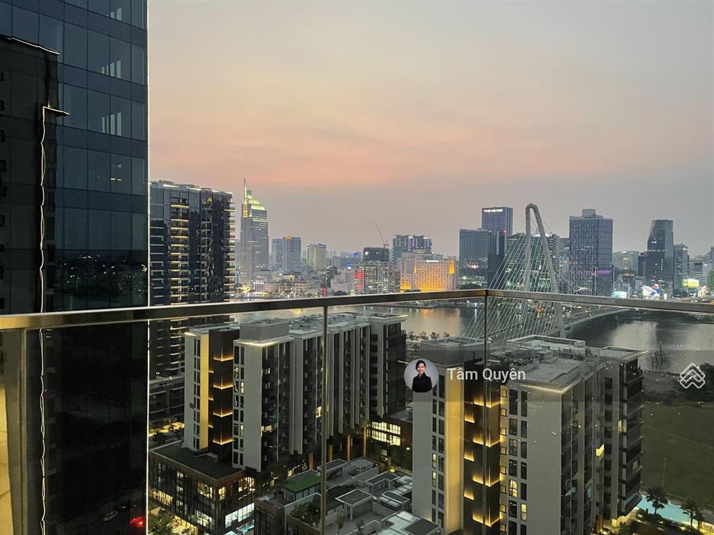 The crest bán căn 2pn có sổ hồng  view cầu bason  tầng cao  hot deal giá siêu rẻ chỉ 18,5 tỷ