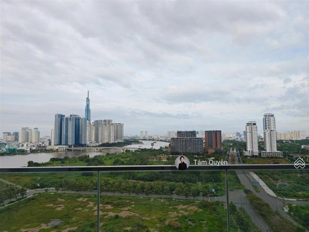 The crest metropole bán căn hộ 2pn  sẵn sổ hồng sang tên nhanh