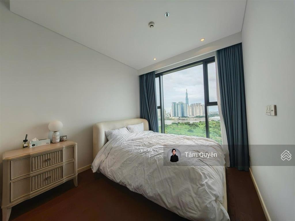 The crest metropole bán căn hộ 2pn  sẵn sổ hồng sang tên nhanh