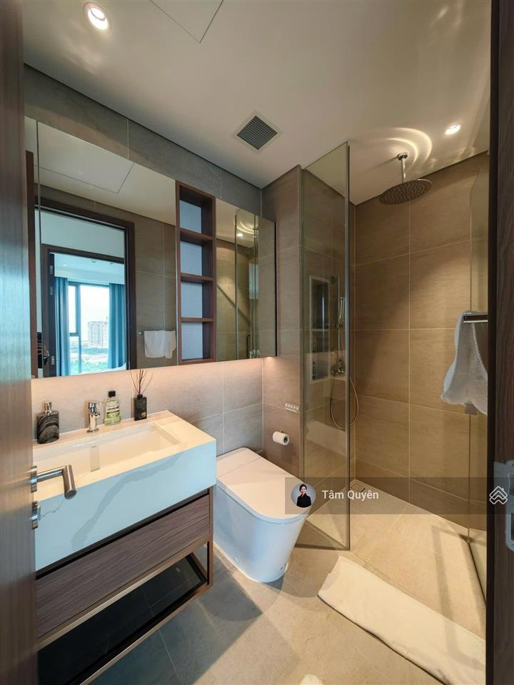 The crest metropole bán căn hộ 2pn  sẵn sổ hồng sang tên nhanh