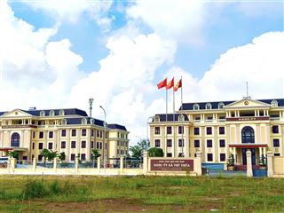 "đất ngộp chính chủ" sổ sẵn công chứng ngay. lô đất 100m2 tại thủ thừa long an.