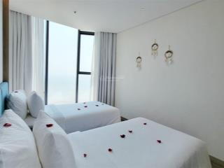 Cần bán nhanh căn hộ đẹp view vịnh, bãi tắm ngay dưới chân toà nhà, sổ đỏ giá đầu tư, sẵn cho thuê