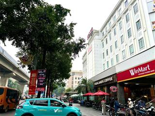 Cho thuê văn phòng giá rẻ tại phố hoàng cầu diện tích 300m2 quận đống đa