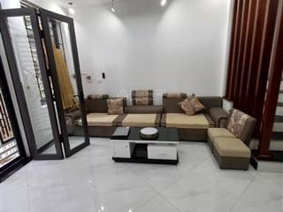 Nhà dân xây độc lập ,giá tầm trung , khu vực dân trí cao!