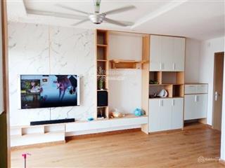 Gia đình bán nhan trong năm, căn hộ 68m2, view biệt thự, thoáng mát, yên tĩnh