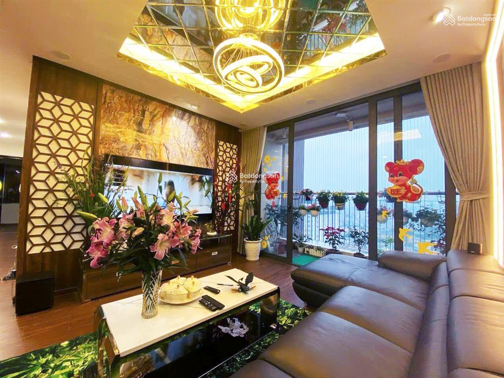 Chính chủ bán trước tết căn hộ 3 phòng ngủ samsora 85m2 sẵn nội thất, chỉ cần xách vali về ở ngay