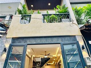Bán gấp nr đẹp tại đoàn văn bơ, p15, q4, hcm, giá 3,85 tỷ, 46m2