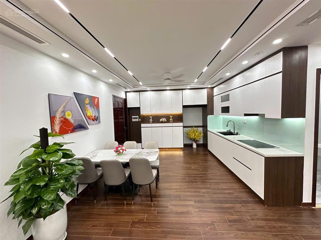 Bán gấp căn hộ 110m2 thiết kế 3pn2vs trung tâm quận cầu giấy (quan hoa) chỉ 8,7 tỷ bao phí