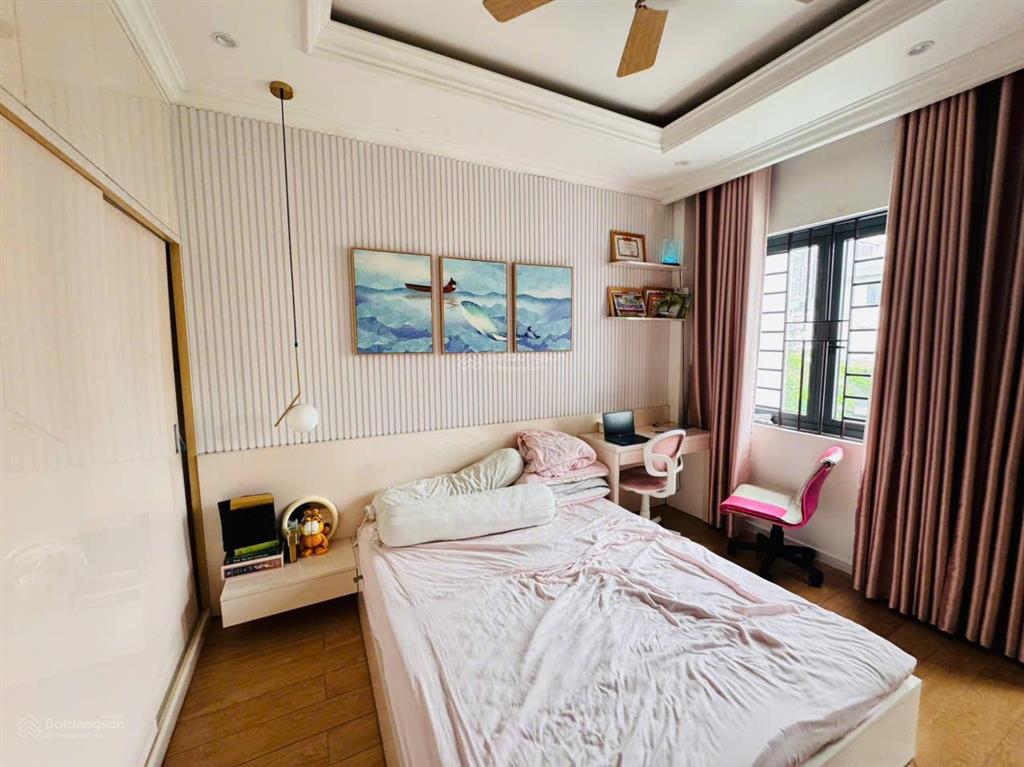 Bán biệt thự 4pn + 6wc tại đường số 46cl, cát lái, q2, 23 tỷ, 160m2 giá siêu hời