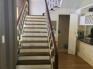 Bán biệt thự liên kế vườn khu hưng thái, phú mỹ hưng, q.7, giá tốt nhất 35 tỷ.  0979 762 ***