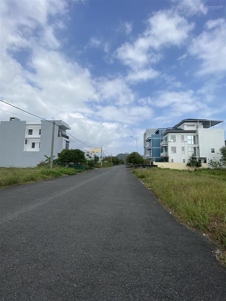 Cần bán gấp 150m2 (7.5x20m) đường 10m5 vũ văn cẩn phú mỹ an, giá tốt nhất thị trường