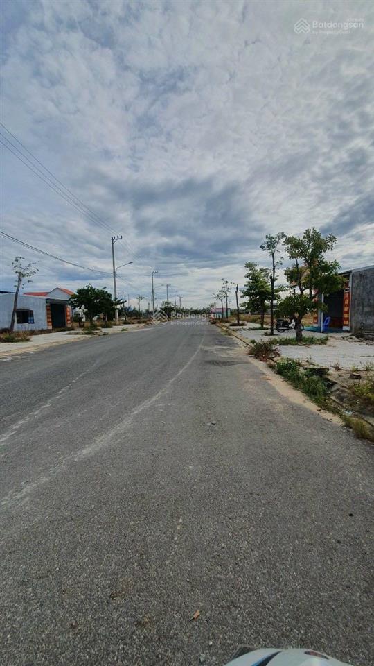 Lô đất 159m2 khu đô thị thống nhất bên sông, bên biển đường 10m5 hướng đông nam