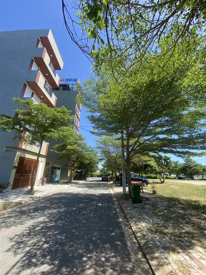 Bán cặp đất view công viên vùng trung 16, hướng đông đẹp nhất kđt phú mỹ an