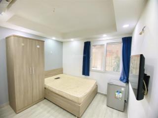 Cho thuê phòng cửa sổ thang máy q1. giá 4tr5