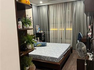 Bán căn hộ cao cấp full nội thất gỗ óc chó tại ss riverside.  0869 426 *** để xem trực tiếp
