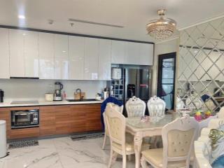 Bán căn hộ cao cấp gần hồ tây  ban công thoáng, nội thất nhập khẩu tại ss city.  0869 426 ***