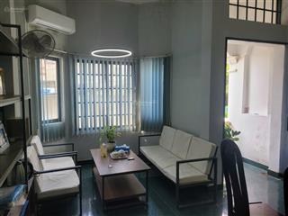 Bán gấp nhà 2 lầu 4.5x18.5m khu nội bộ hà huy giáp quận 12