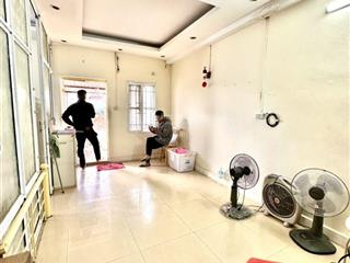 Bán nhà phố cầu đất quận hoàn kiếm  105 m2  nhà cấp 4  giá chào 11tỷ8