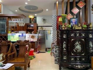 Bán gấp nhà 4 tầng btct, ngang 5,8m, cách mặt tiền cmt8 30m, cách bến thành 2,8km chỉ có 6 tỷ