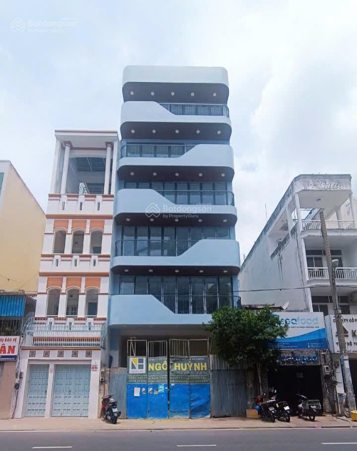 Ngộp bank bán gấp! nhà mt trần quang khải , q1  dt 6x15m  6 tầng  hđt 120 tr/tháng  giá 39 tỷ