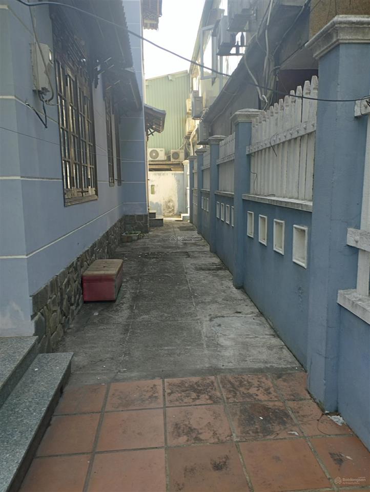 Chào bán căn biệt thự 2 tầng mt đường 10m5 lề 4m5 đường đồng xoài, dt 300m2 ngang 15m hoà minh