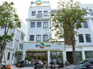 Tôi có 1 căn ngoại giao 96m2 (ko lỗi)  16.4 tỷ cả tiền xây (vào tên ký trực tiếp cđt ngay)quá rẻ