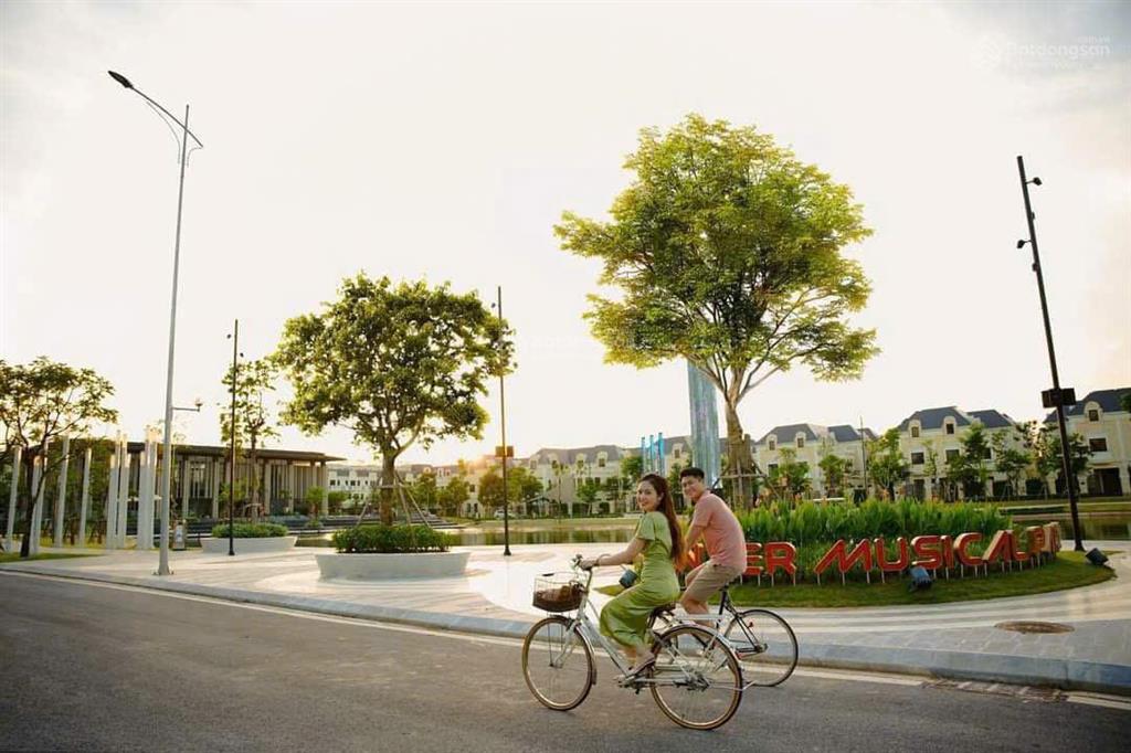 Bán biệt thự 135m2 xây 3.5 tầng view trường học 28 tỷ (bao trọn gói sang tên)giá đầu tưnhanh gọn