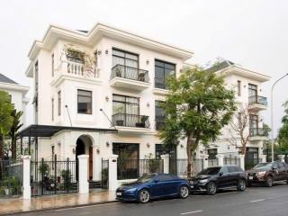 Tôi có 4 căn ngoại giao rẻ hơn tt 15%,cạnh công viên,cạnh hồ,đường rộng(mua lãi luôn 15%)4 căn vip