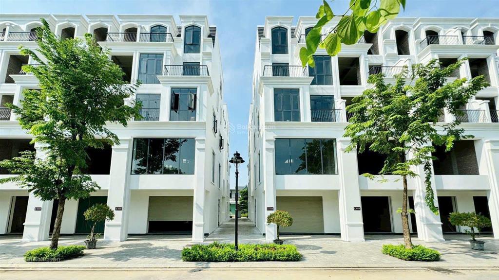 Chính chủ bán lô góc cực đẹp 120m2, sẵn sổ đỏ, gần công viên, hồ, view công viên (giá quá tốt)