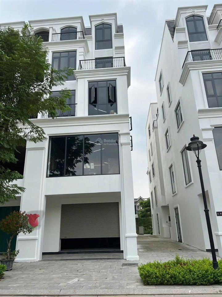 Chính chủ bán lô góc cực đẹp 120m2, sẵn sổ đỏ, gần công viên, hồ, view công viên (giá quá tốt)