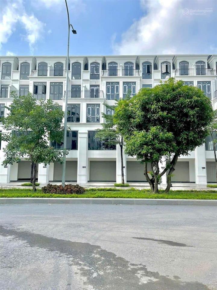 Chính chủ bán lô góc cực đẹp 120m2, sẵn sổ đỏ, gần công viên, hồ, view công viên (giá quá tốt)