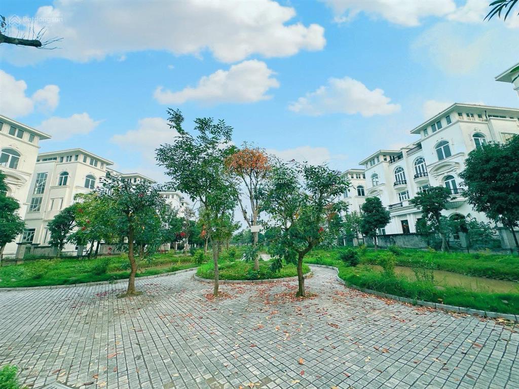 Ôi trời! siêu phẩm rẻ giật mình có 1 0 2 căn liền kề góc 130m2 3 mặt thoáng  27.9 tỷ (sẵn sổ)